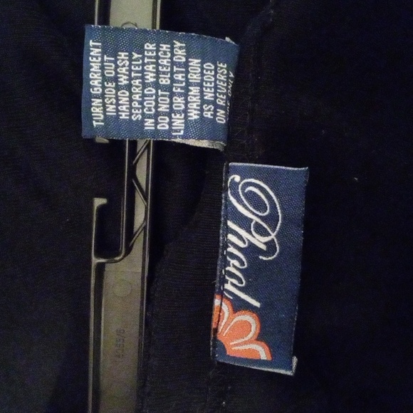 Embroidered Knit Top 3X - Picture 6 of 7